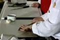 How to Chop Garlic Like a Pro